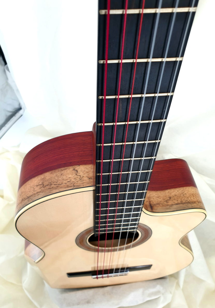 THE PHOENIX ∑ Spruce Padouk-CWI - DEA Guitars